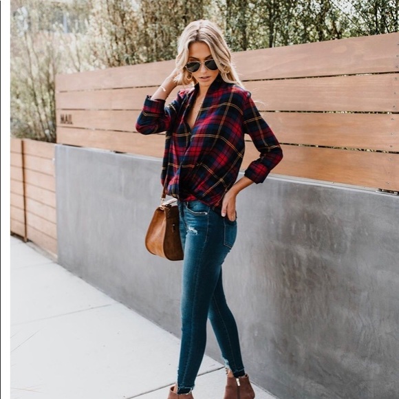 On trend faux wrap plaid top - Picture 2 of 4